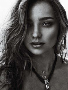 Миранда Керр засветила соски в журнале Elle фото #21
