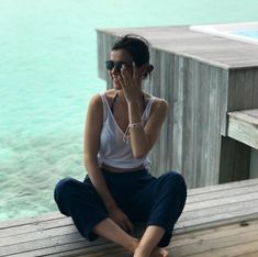 Эротичная Елена Темникова в прозрачной мокрой майке на Мальдивах фото #2