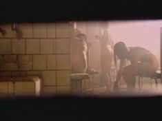 Полностью голая Наталья Данилова в фильме «Американка» фото #2