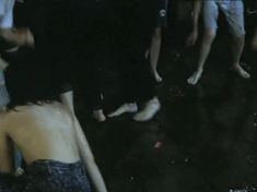 Голая грудь Ирины Шмелевой в фильме «Божья тварь» фото #7