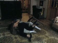 Голая грудь Ирины Шмелевой в фильме «Божья тварь» фото #14