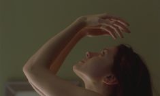 Голые сиськи Анастасии Макеевой в фильме «Всадник по имени смерть» фото #9