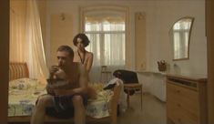 Голые сиськи Елены Поляковой в сериале «Замыслил я побег...» фото #15