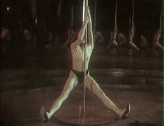 Полностью голая Жанна Эппле в фильме «Заряженные смертью» фото #8