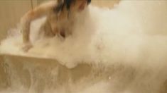 Горячая Екатерина Волкова оголила грудь и попу в сериале «КГБ в смокинге» фото #3