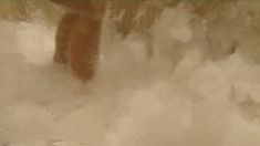 Горячая Екатерина Волкова оголила грудь и попу в сериале «КГБ в смокинге» фото #5