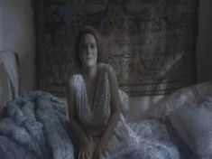 Голые сиськи Анны Арлановой в сериале «Крест в круге» фото #5