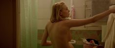 Марина Васильева оголила грудь и попу в фильме «Нелюбовь» фото #6
