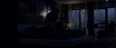 Марина Васильева оголила грудь и попу в фильме «Нелюбовь» фото #59