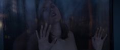 Марина Васильева оголила грудь и попу в фильме «Нелюбовь» фото #84