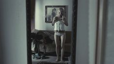 Юная Мария Шалаева показала голую грудь в фильме «Русалка» фото #2