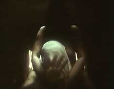 Голая грудь Ларисы Гузеевой в фильме «СВ. Спальный вагон» фото #9