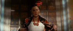 Пышная голая грудь Виктории Полторак в сериале «Троцкий» фото #1