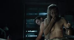 Голая грудь Юлии Пересильд в фильме «Холодное танго» фото #7