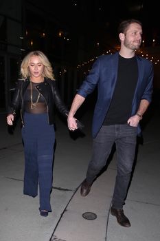 Хайден Панеттьери засветила грудь на премьере фильма Sharkwater Extinction фото #10