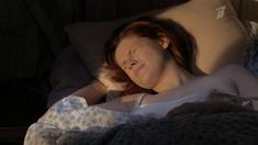 Анна Капалева снялась голой в сериале «Дом образцового содержания» фото #7