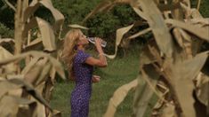 Голая грудь Дарси Фауэрс в фильме «Посланники 2» фото #1