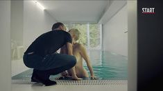 Голая грудь Дарьи Мороз в сериале «Содержанки» фото #5