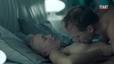 Голая грудь Дарьи Мороз в сериале «Содержанки» фото #12