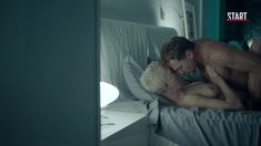 Голая грудь Дарьи Мороз в сериале «Содержанки» фото #18