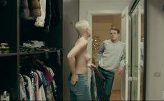 Голая грудь Дарьи Мороз в сериале «Содержанки» фото #27