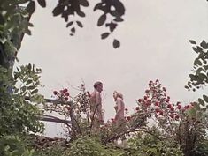 Дэйви Декер снялась голой в фильме «Дневник нудистки» фото #13