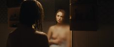 Голая грудь Зофии Вихлач в сериале «Rojst» фото #1