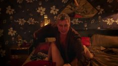 Ирина Вилкова снялась голой в фильме «Её звали Муму» фото #9