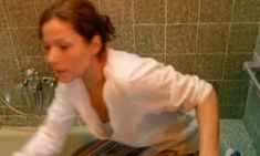 Ирина Низина засветила грудь в сериале «Операция: Супермаркет» фото #7