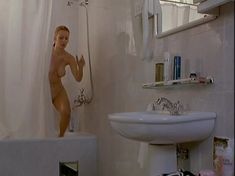 Полностью голая Кимберли Кейтс в фильме «Беспредел» фото #2