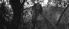 Шикарная голая грудь Натальи Радолицкой в фильме «Андрей Рублев» фото #3