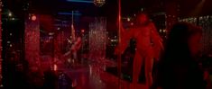 Горячая неизвестная оголила грудь и попу в фильме «Экстази» фото #2
