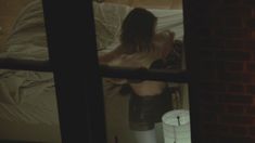 Ольга Дыховичная оголила грудь в фильме «Велкам хом» фото #18