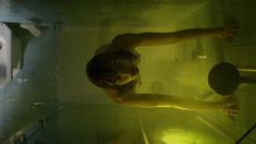 Голые сиськи Паз Вега в сериале «Беглянка» фото #3