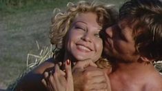 Голая грудь Татьяны Головановой в фильме «Нижняя Каледония» фото #2