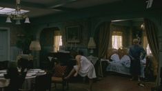 Христина Попандопуло засветила грудь в сериале «Есенин» фото #6