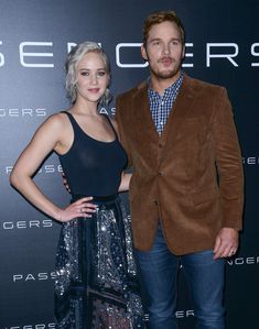 Дженнифер Лоуренс в прозрачной майке на презентации CinemaCon фото #15