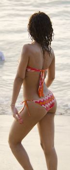 Горячая Рианна в купальнике в Барбадосе фото #12