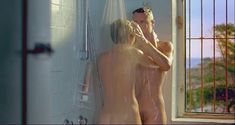 Адриана Угарте снялась голой в фильме «Этюды втроём» фото #30