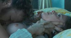 Голая Аманда Сайфред в фильме «Лавлэйс» фото #18