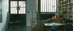 Красотка Ана Жирардо засветила грудь в фильме «Верные друзья» фото #2