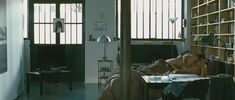 Красотка Ана Жирардо засветила грудь в фильме «Верные друзья» фото #3