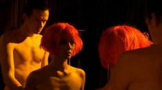 Голая грудь Беренис Марло в сериале «Скорая медицинская помощь» фото #1