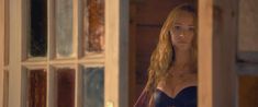 Голая Бритт Робертсон в фильме «Дальняя дорога» фото #1