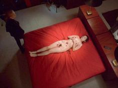 Голая Венди Крюсон в фильме «Милосердие» фото #3