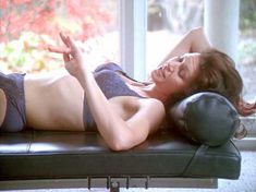 Голая Венди Крюсон в фильме «Милосердие» фото #7