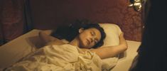Голая Виржини Ледуайен в фильме «Прощай, моя королева» фото #1