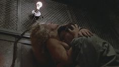 Голая Гленн Клоуз в фильме «Роковое влечение» фото #7