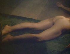 Голая Дебора Дач в фильме «Возвращение Сатаны» фото #4