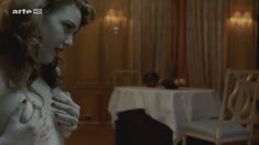 Голая Дебора Реви в фильме «Ксанаду» фото #9